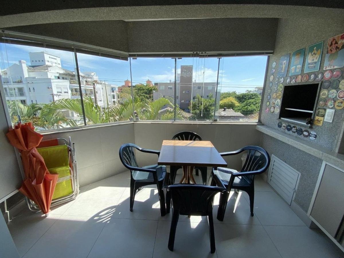 1 Dormitorio A 1 Quadra Da Praia De Jurere Florianopolis Exterior photo